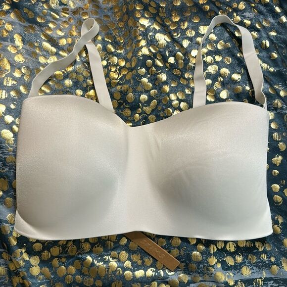 Skims body wireless strapless bra in color marble size 38DDDD - Picture 3 of 11